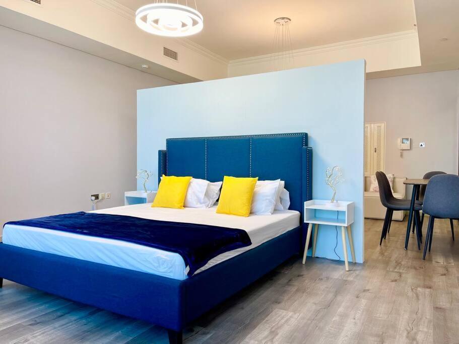 Cozy Upgraded Residential Flat With Sea, Mangrove, Pool View - 1203 Not Hotel Abu Dhabi Eksteriør bilde