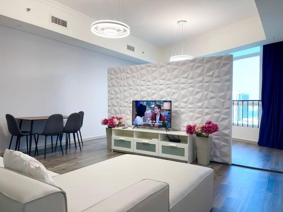 Cozy Upgraded Residential Flat With Sea, Mangrove, Pool View - 1203 Not Hotel Abu Dhabi Eksteriør bilde
